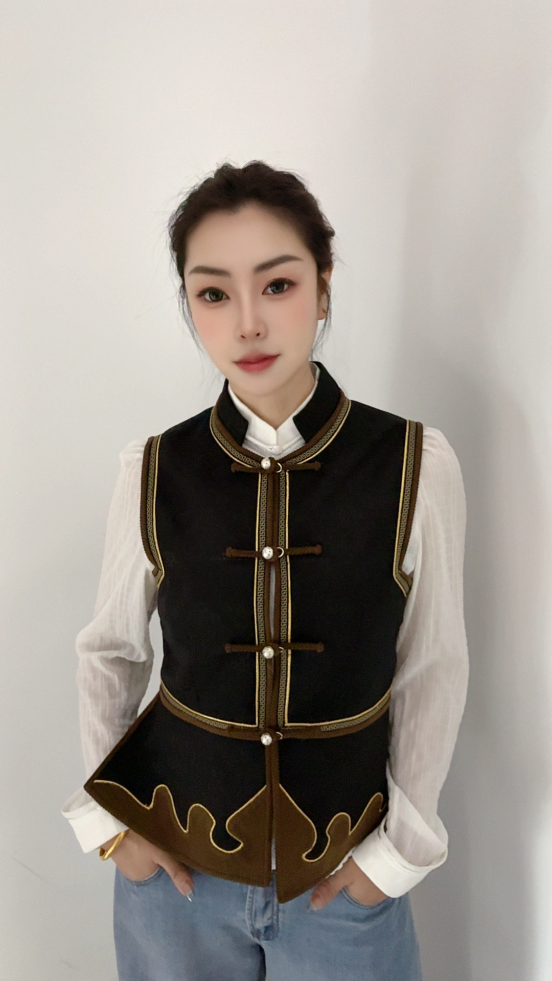 蒙古族马甲女款新款民族风服装