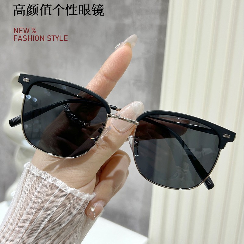 2025新款韩版复古偏光太阳镜