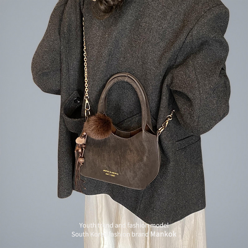 Mankok超火小众水桶包包女新款时尚百搭链条斜挎包高级感小拎包潮,箱包皮具/热销女包/男包,通用款女包,淘宝优惠券,粉丝福利购,淘宝优惠卷