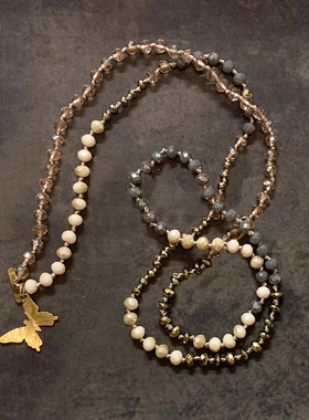 vikiko日本时尚show女模特毛衣链