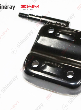 乘龙T50T52SSRM金卡S1S6前减震器下支架前簧下紧固板原厂