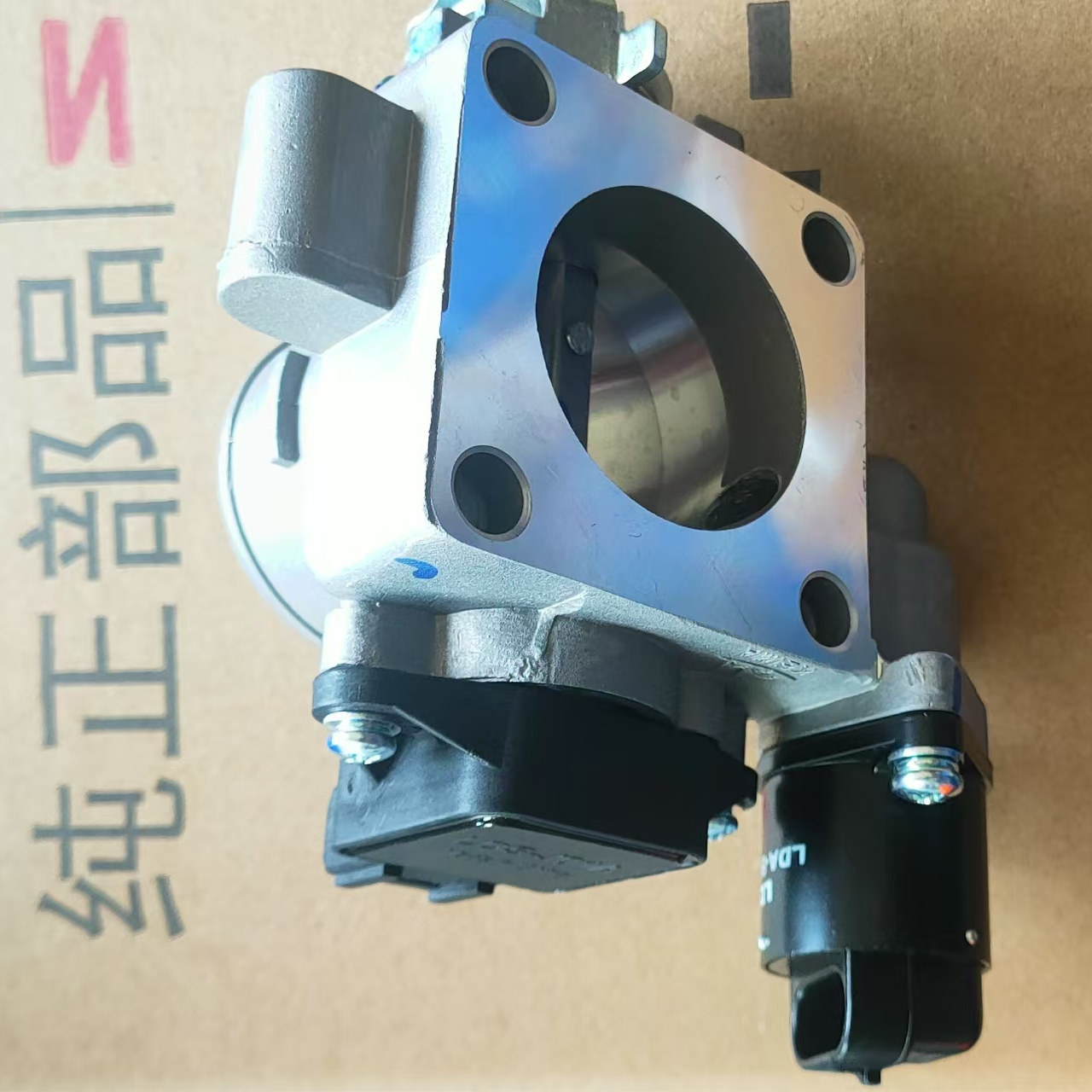 华晨金杯T32T50T30T52新海狮X30国五 CG14CG12菱电节气门原厂配件