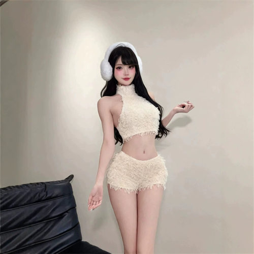 2026春季新款个性街头挂脖露肩毛毛纯色背心上衣女402