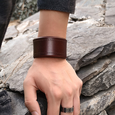 简约宽手镯个性皮手链休闲百搭