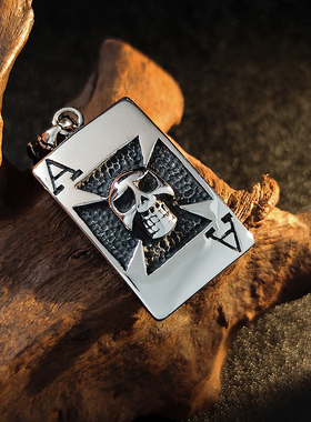 霸气骷髅军牌项链男士嘻哈个性潮人钛钢扑克吊坠挂链复古街头小众