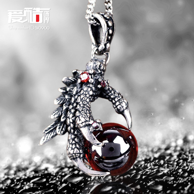 韩版个性复古挂件欧美潮人配饰品嘻哈百搭项链男钛钢龙爪吊坠霸气