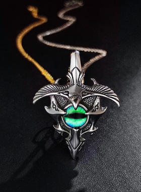 飞鹰展翅恶魔之眼项链钛钢不掉色