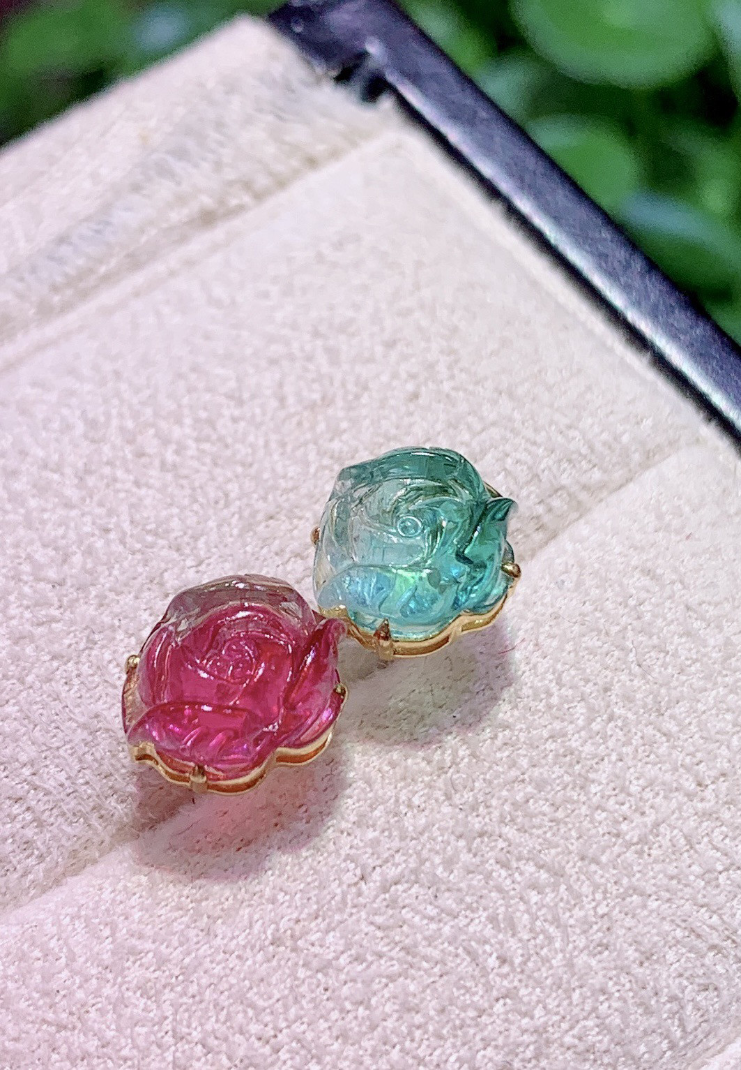 18k金镶嵌碧玺牡丹花耳钉帕拉伊巴蓝碧玺牡丹卢比来桃红碧玺牡丹