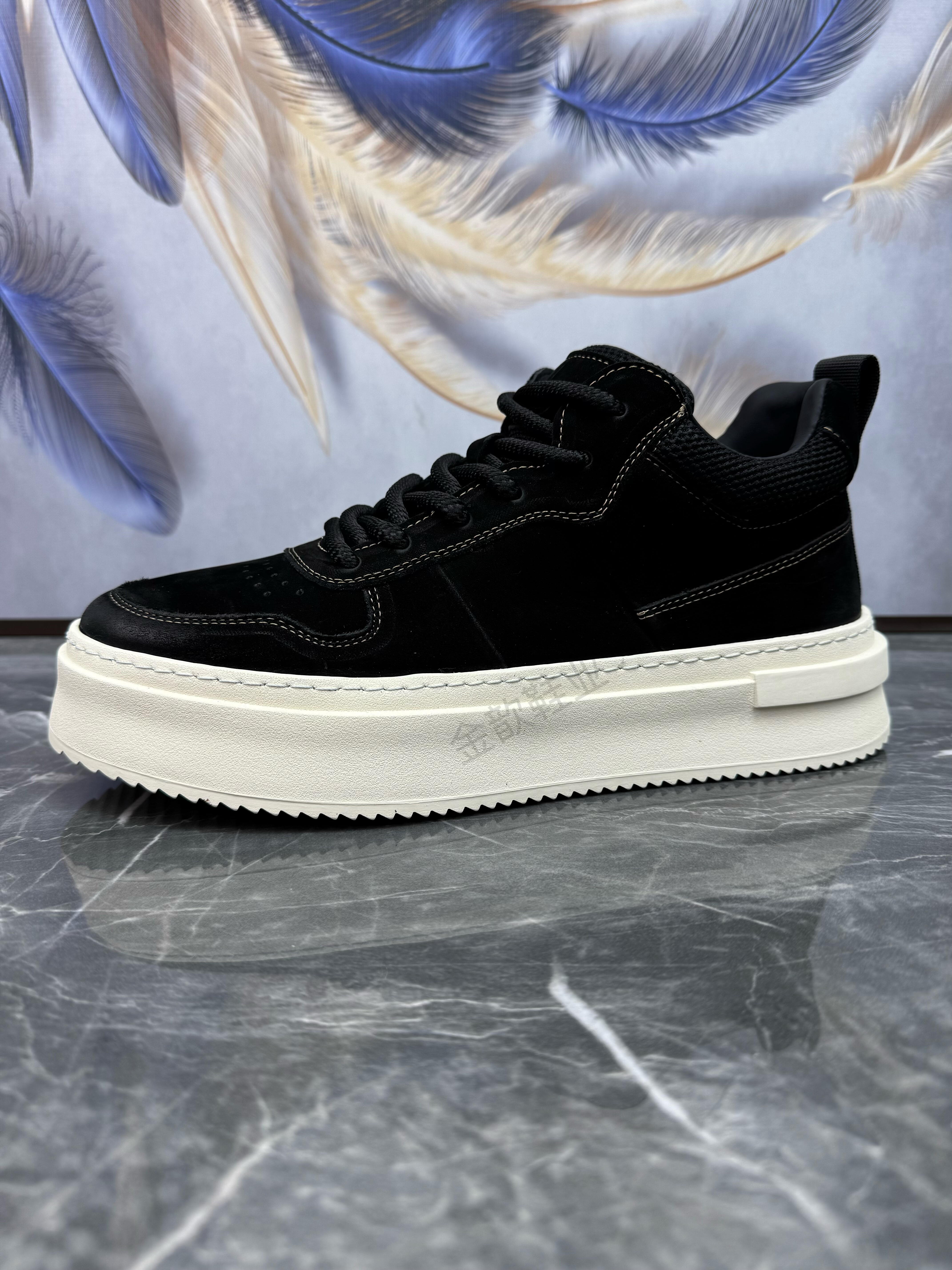 头层牛皮防滑软厚底运动休闲板鞋