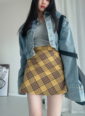 黄色格纹短裙女2025秋冬新款包臀美式复古学院风格子半身裙a字裙