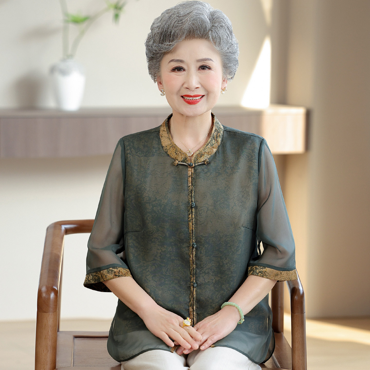夏季真丝气质老年女半袖衬衫