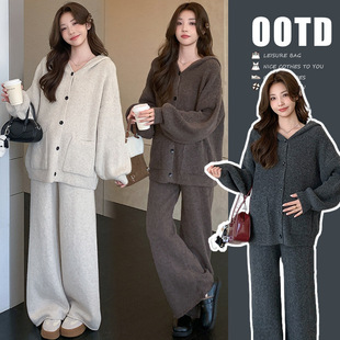 简约休闲风两件套针织 复古慵懒宽松连帽新款 孕妇装 2025秋冬新款