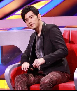 皮領(lǐng)西裝 外套 同款 定做 黑色修身 周杰倫同款