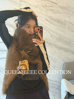 QUEENIE2025秋冬新款 孙千同款小众设计感复古环保皮草马甲外套