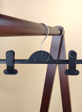 Primark商店展示塑料衣架移动裤架欧洲服装裤挂