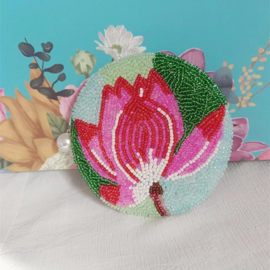 创意零钱包圆形女手工串珠首饰收纳包个性清新珠绣卡包硬币包卡包