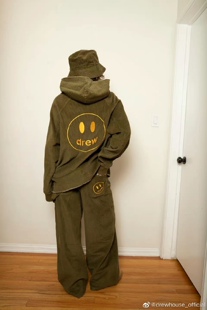 Dre贾克斯丁比伯justinbiebre猪窝笑脸 灯芯绒橄榄绿阔腿长裤