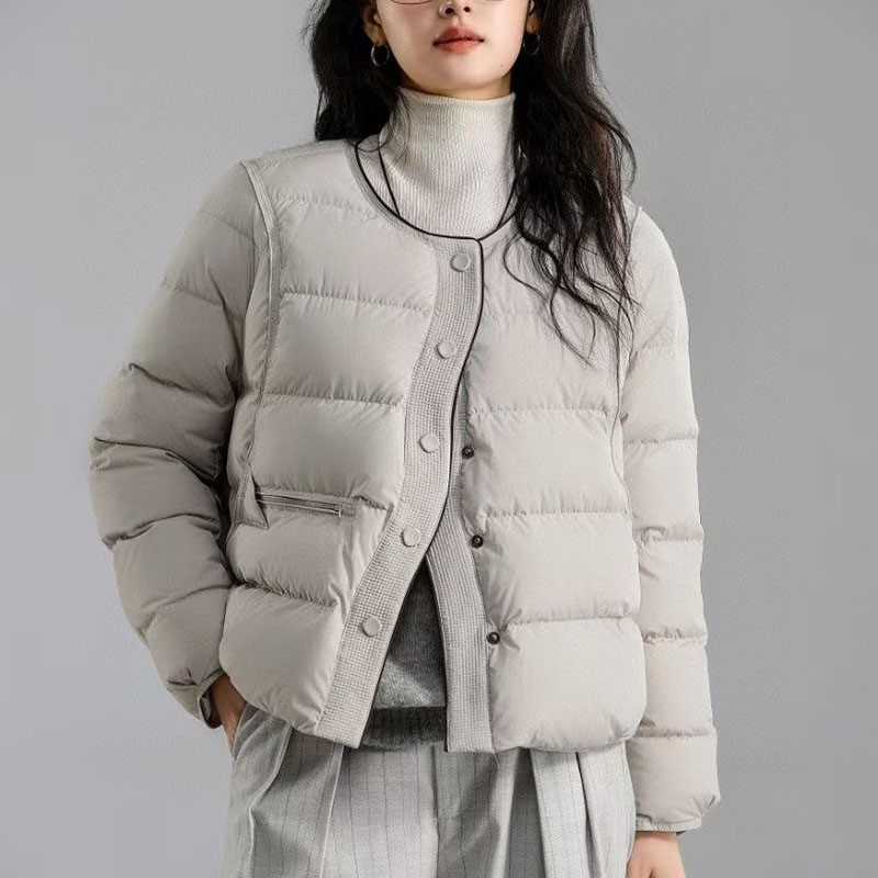 韩版休闲低圆领单排扣轻薄羽绒服女2024秋冬新款90白鸭绒宽松外套
