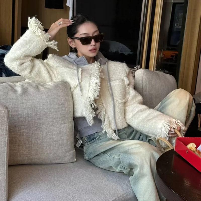 名媛气质轻薄羽绒服女小香风圆领