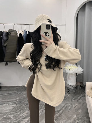加绒磨毛女士打底衫2024新款秋冬洋气内搭中长款别致独特长袖T恤