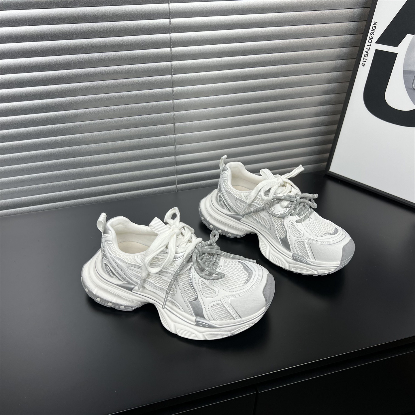 真皮厚底网面透气老爹鞋女款2026春夏新款双鞋带显脚小运动休闲鞋