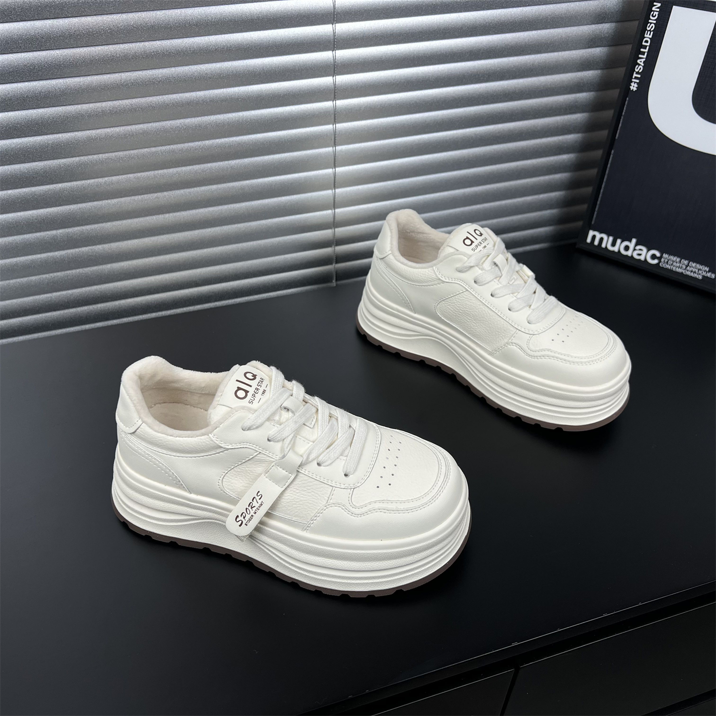 真皮厚底增高加绒小白鞋女