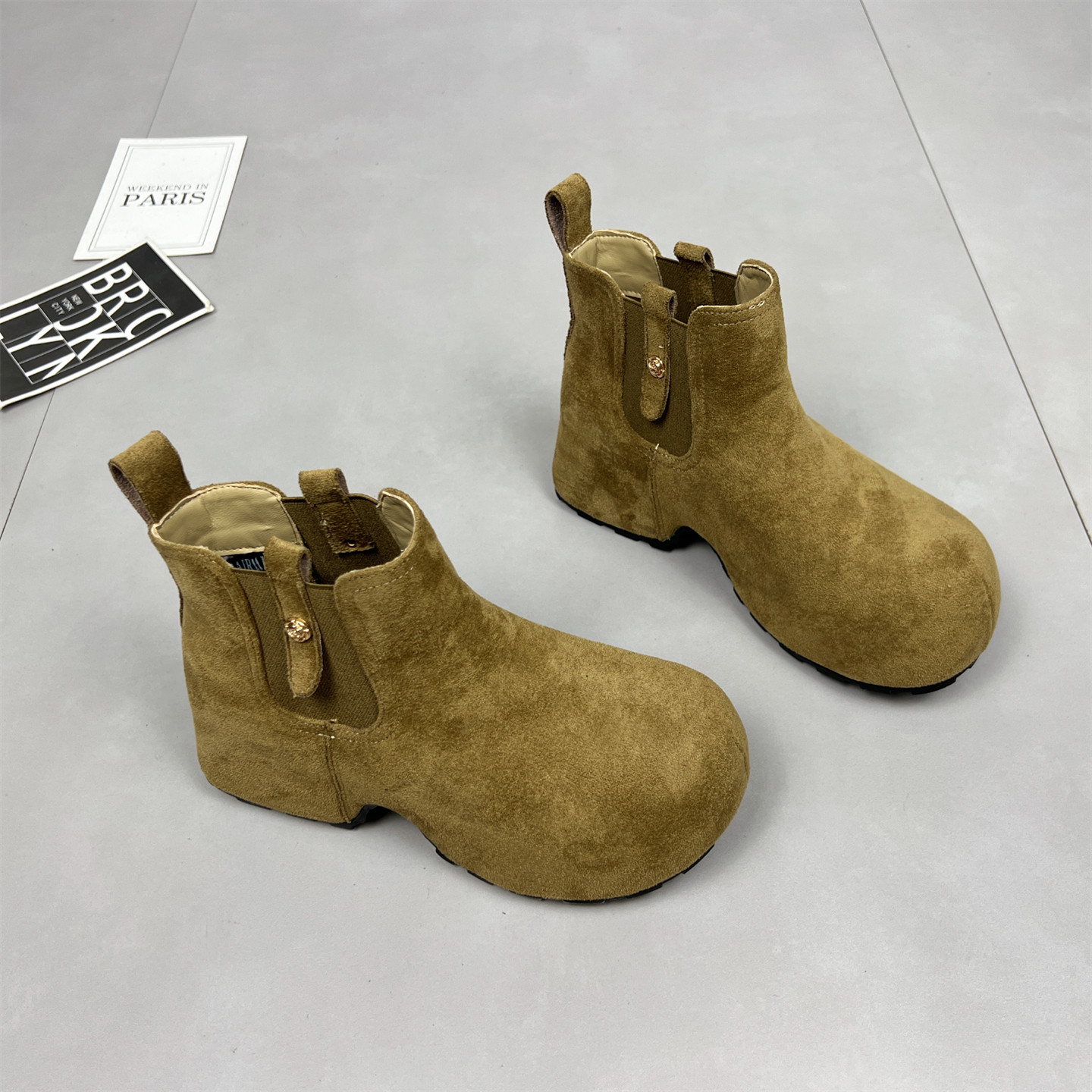 韩版绒面5.5cm高帮女短靴
