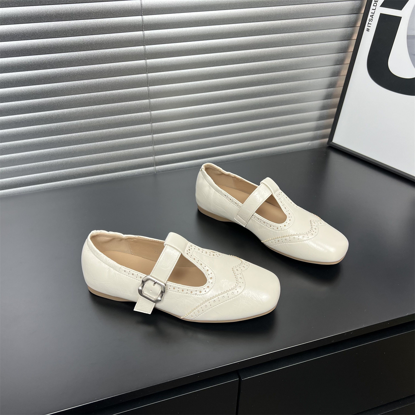 2026春秋新款玛丽珍女鞋晚晚鞋巨好看配裙子的平底浅口法式单鞋女