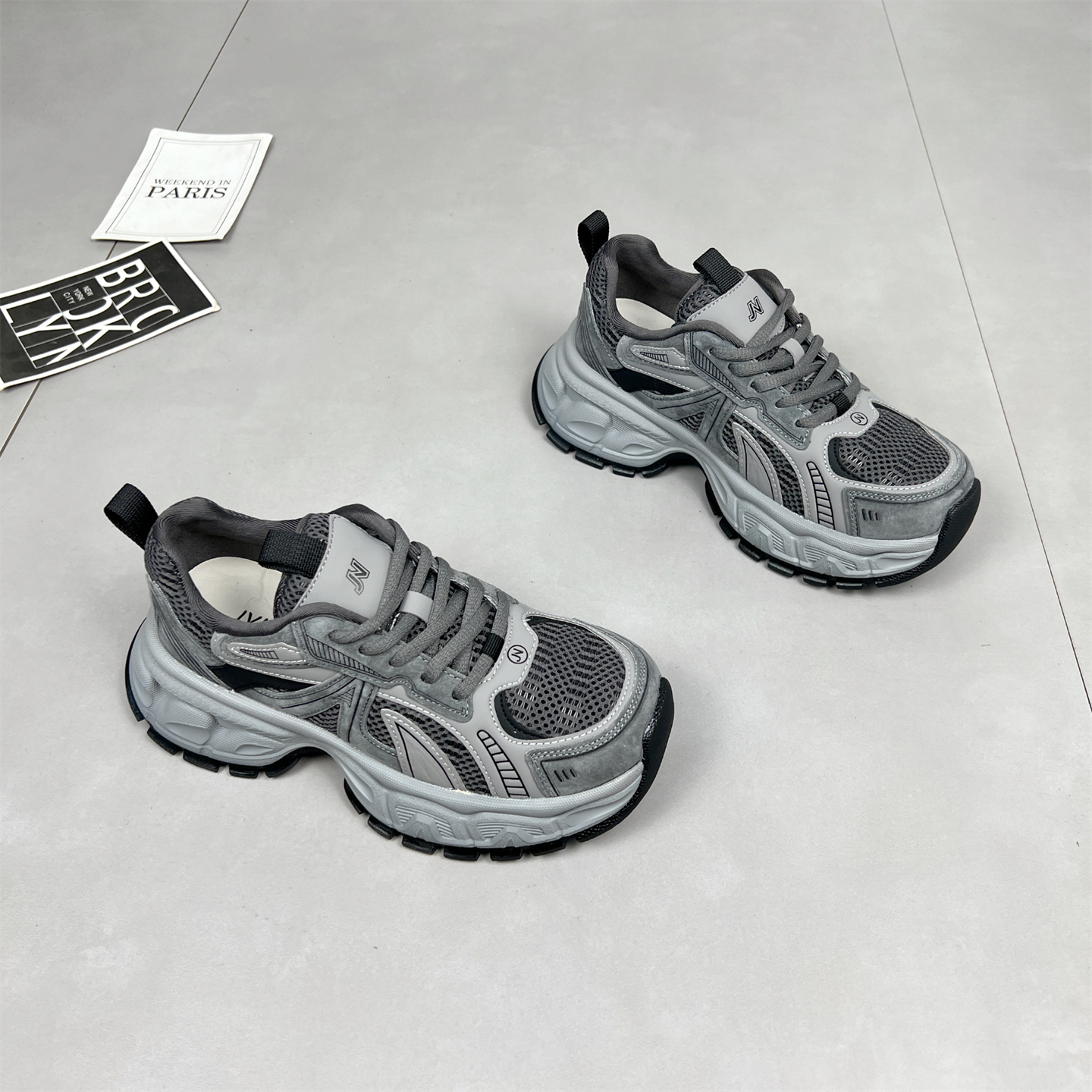 复古真皮网面透气老爹鞋女