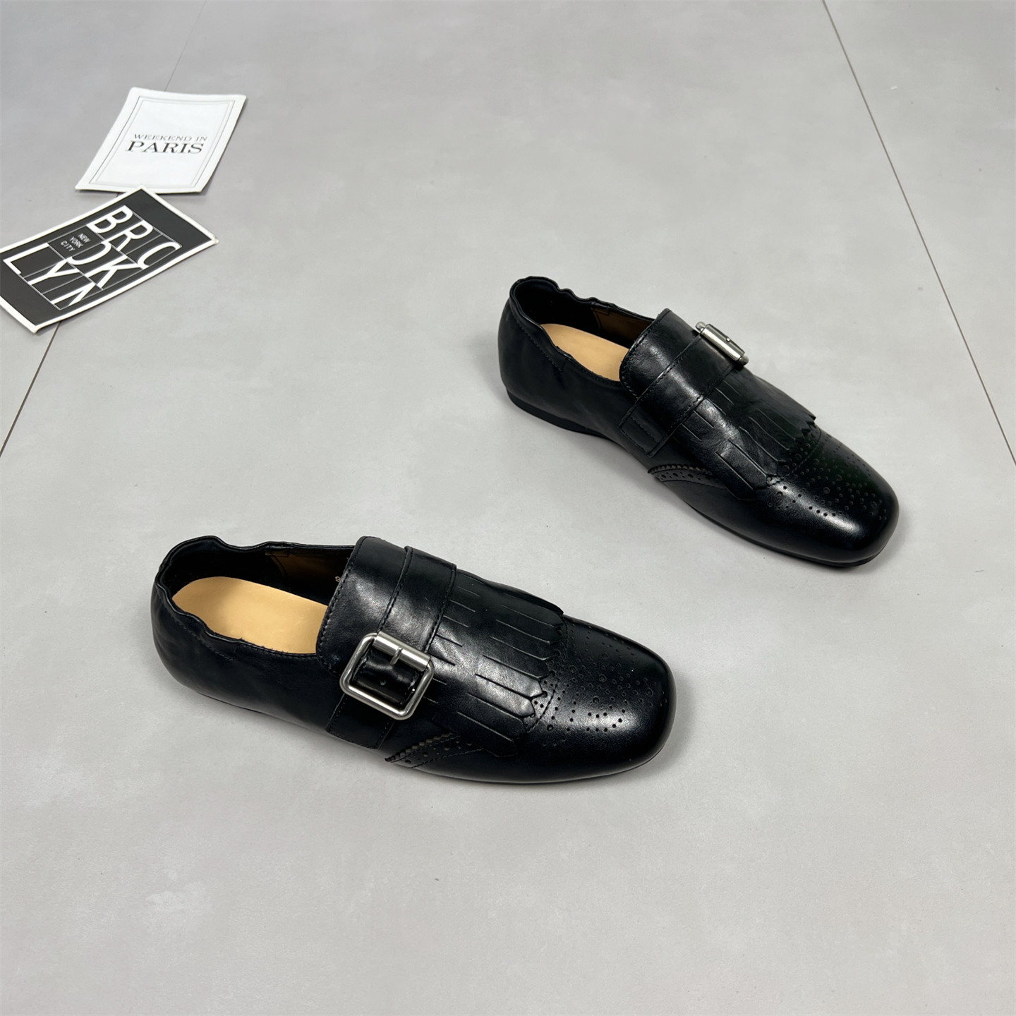 头层牛皮方头雕花小众小皮鞋女2026春新款复古流苏加绒布洛克单鞋