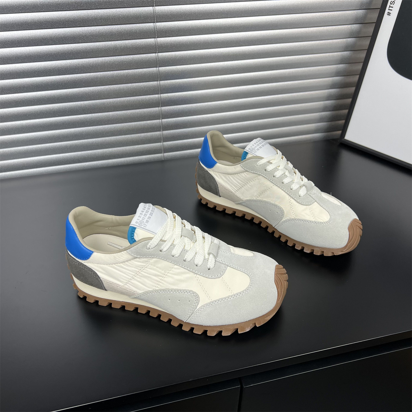 真皮拼色厚底阿甘鞋女2026春季内增高超火时尚百搭运动休闲德训鞋