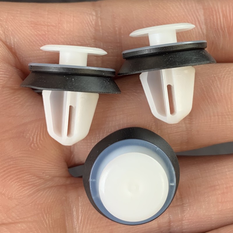 风光330580360560风度MX6门板扣