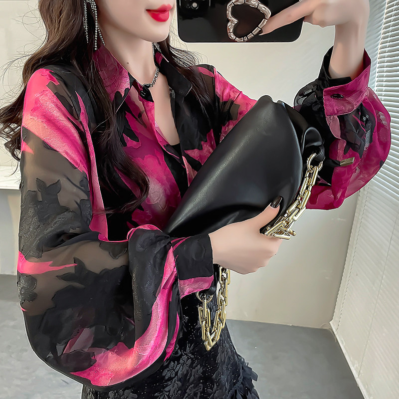 法式碎花宫廷风提花翻领衬衫女上衣春款高级感显瘦灯笼袖雪纺衬衣