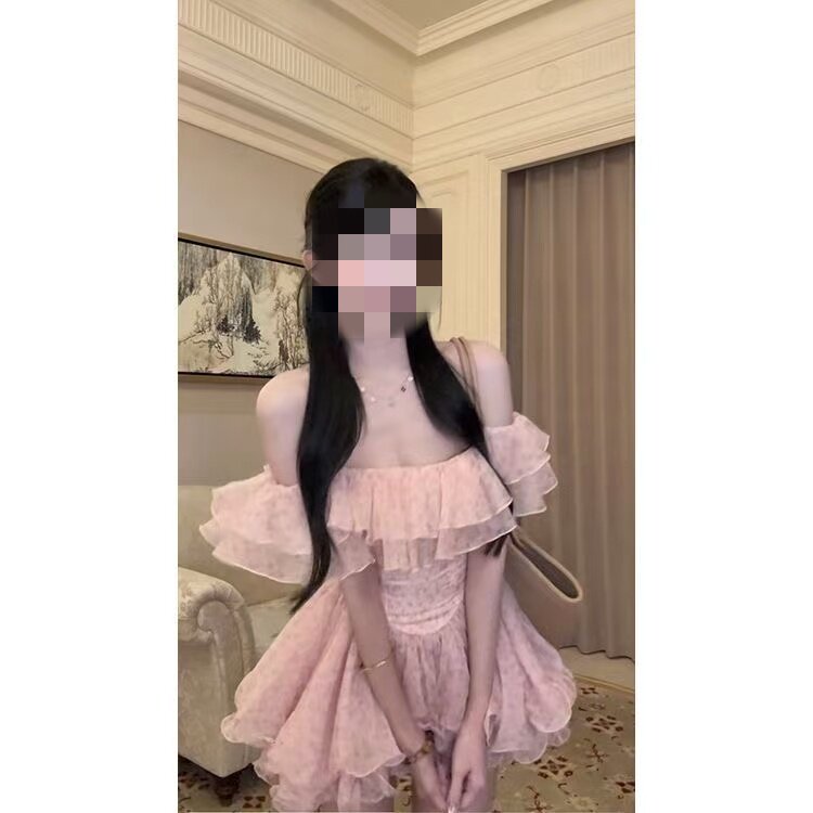 纯欲风一字肩碎花连衣裙少女感荷叶边抹胸高腰蓬蓬短裙约会小礼裙