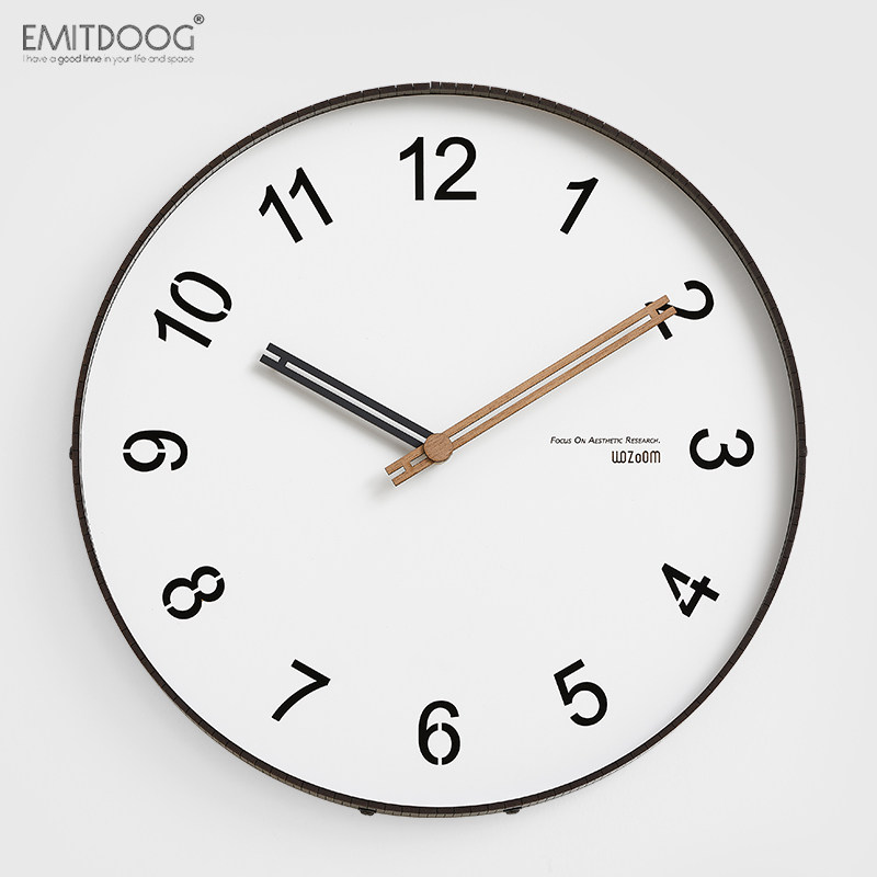多一米免打孔钟表挂钟客厅静音家用2025网红款简约艺术时钟挂墙