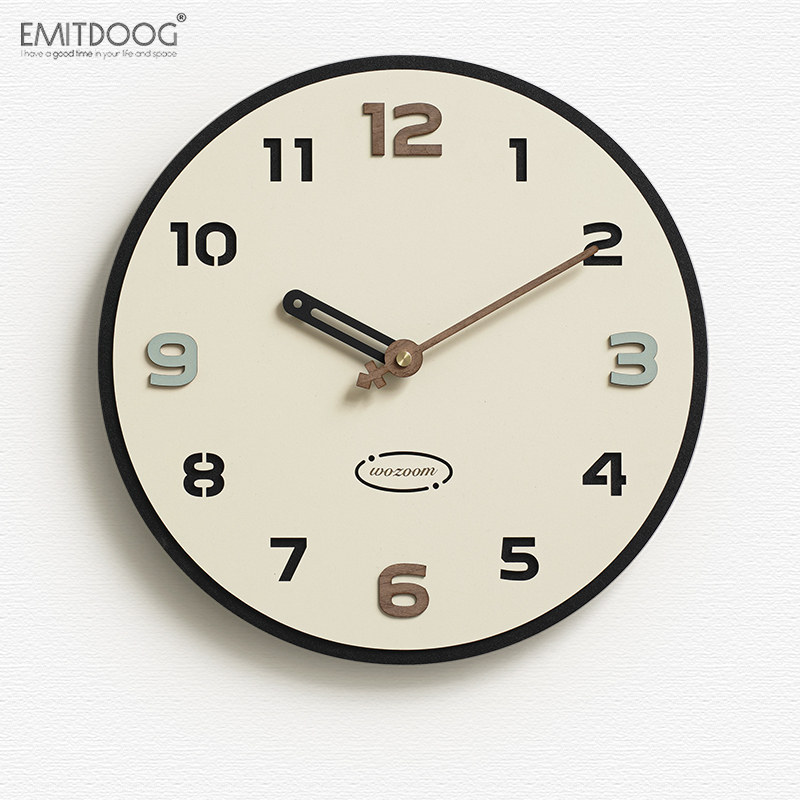 2023新款奶油风艺术大气挂钟