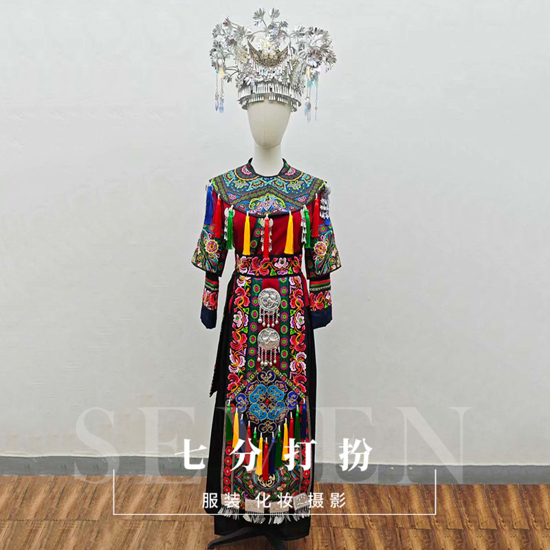 租羌族少数民族服装租赁