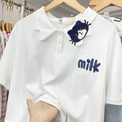 独特漂亮翻领设计感~夏季2026新款韩国单时尚牛奶猫宽松显瘦t恤女