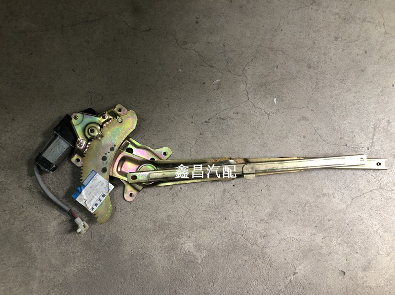 哈飞新中意v5配件 新中意V五前门玻璃升降器 电动摇机 原厂