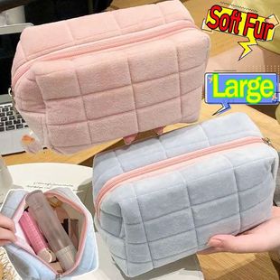 Cute Square Grid Soft Fur Makeup Bag Women Portable Travel