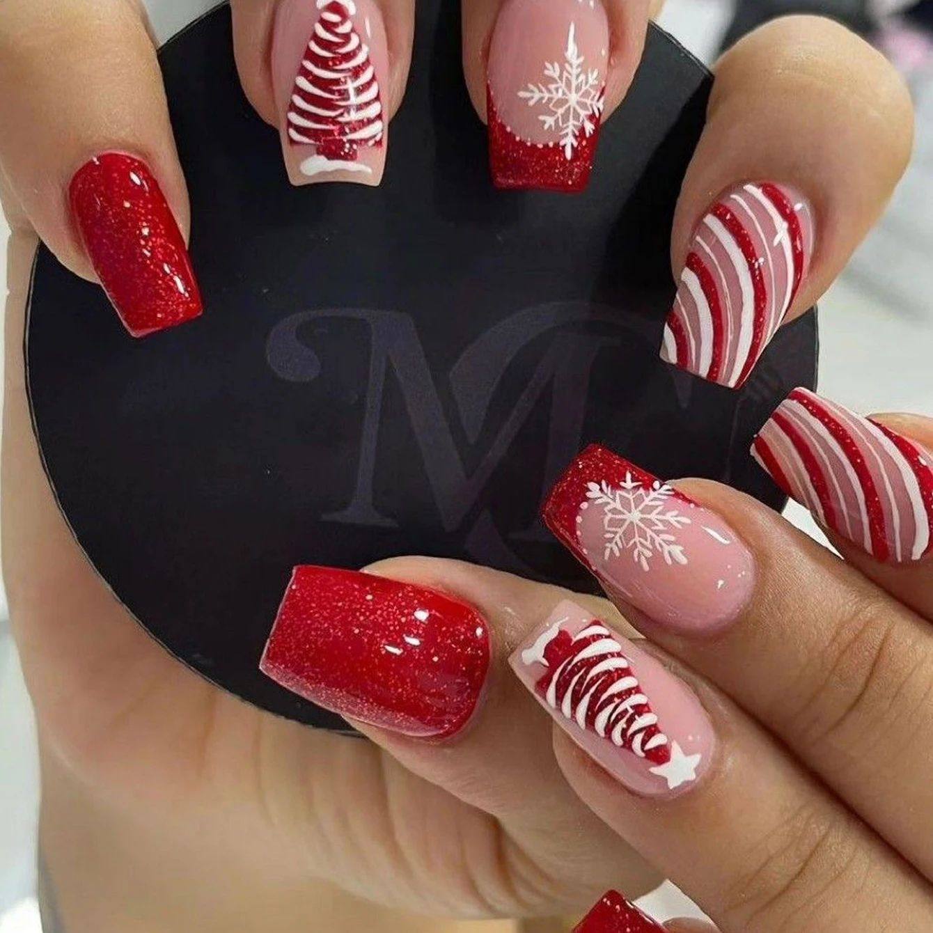 24PCS Rectangular Fake Nails With Red Christmas Tee Design,
