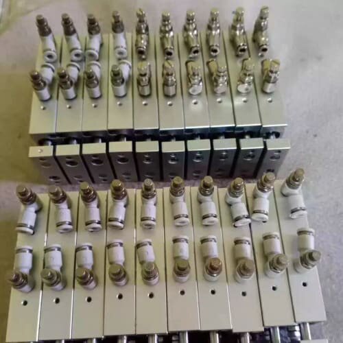 议价双轴气缸:TR10X30S20个 功能包好