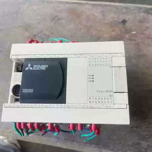 议价PLC FX3GA-40MR-CM，成色如图，功能包好1