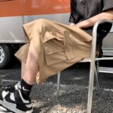 卡其色