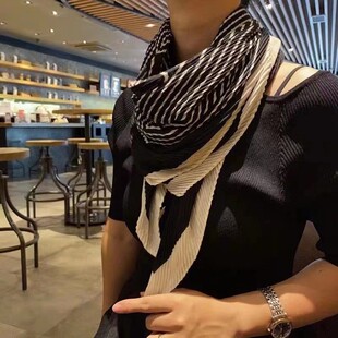 外贸原单秋冬韩国时尚百搭褶皱几何围巾夏季防晒披肩大方巾女丝巾