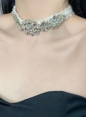 温柔淑女超闪水钻花朵毛线项链甜美气质时尚优雅高级感锁骨链女