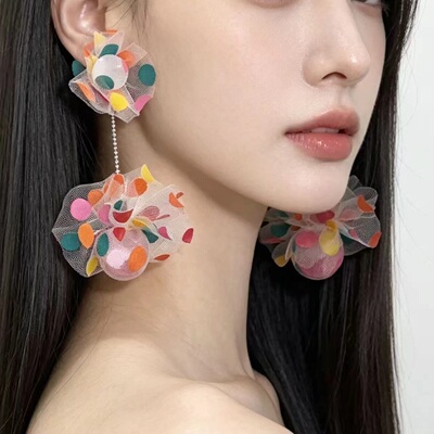 甜美彩色波点欧根纱圆球吊坠耳环奶油甜妹少女感时尚高级耳饰新款