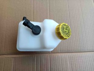 五菱老征程刹车油壶储液油壶制动液油杯制动主缸油杯刹车总泵油壶