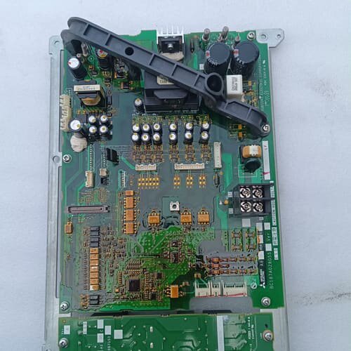 三菱A840变频器驱动板BC187A028G55--议价商品