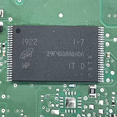 MT29F4G08ABADAWP西门子KTP700芯片123--议价商品